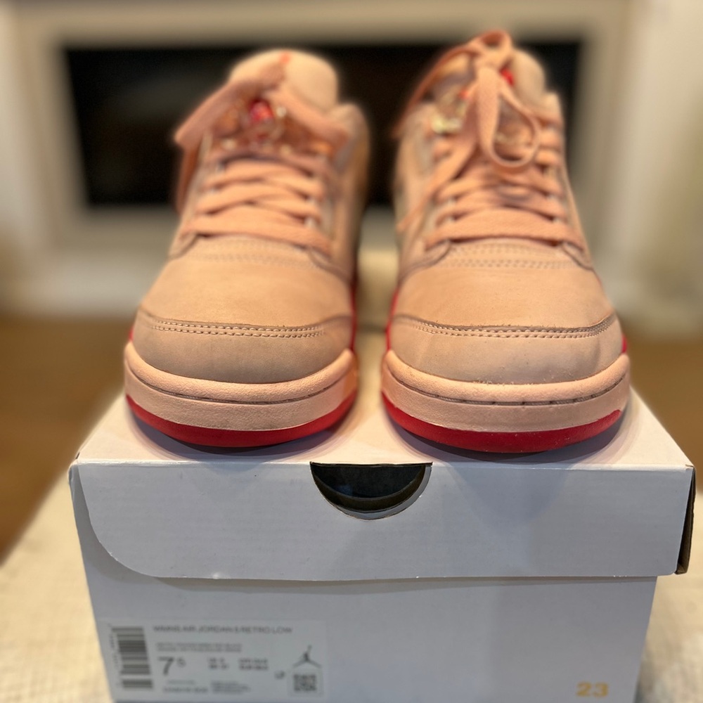 Womens Jordan 5 Retro Low - sz 7.5